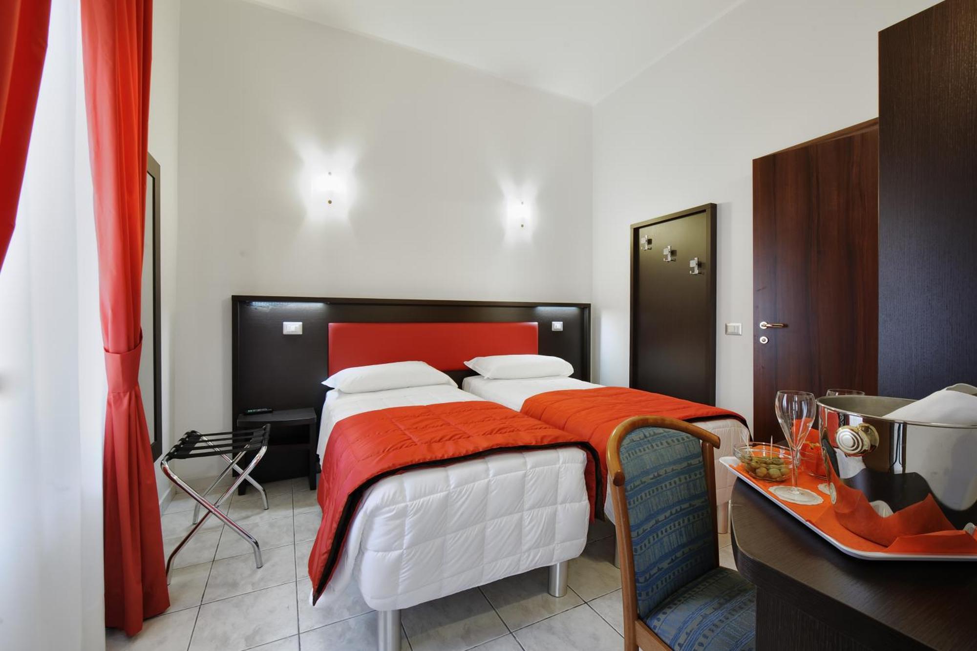 Hotel Al Corso Legnano Pokoj fotografie