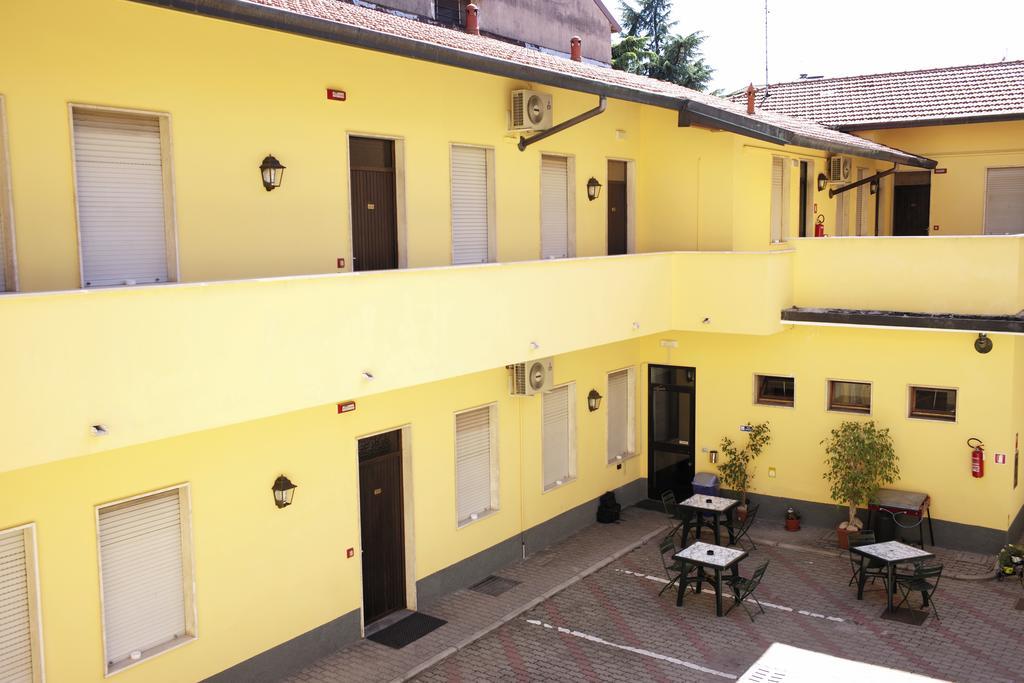 Hotel Al Corso Legnano Exteriér fotografie